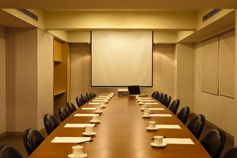 Gloria Prince Hotel Taipei Exterior photo